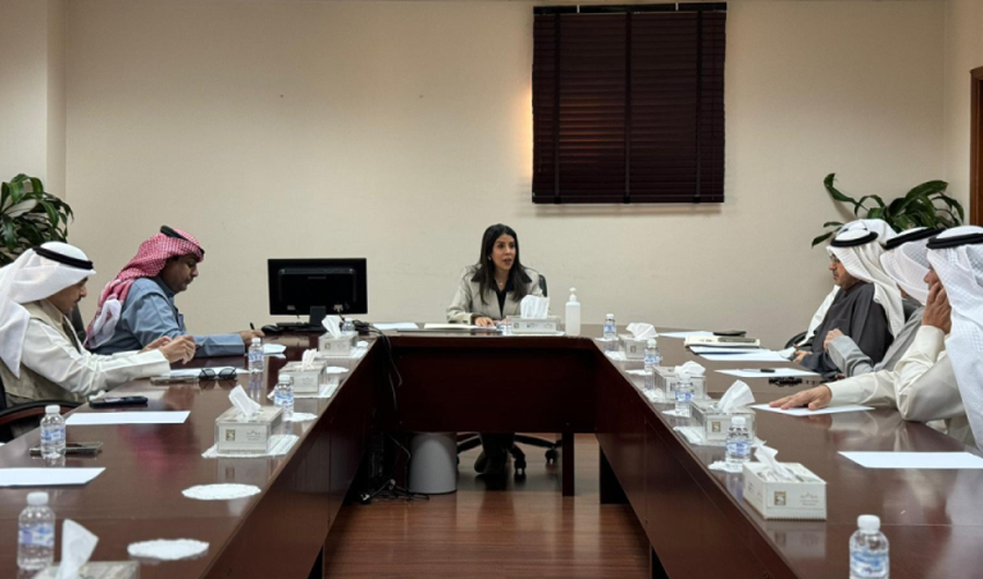  وزيرة البلدية توجه بالاستعداد لانتخابات مجلس الأمة خلال اجتماعها مع مسؤولي «النظافة»